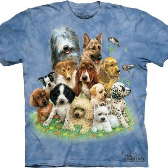 The Mountain T-Shirt Mit Hundecollage – Niedliche Hunde Auf Lila Baumwolle